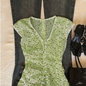 Green Floral Button-Up Blouse